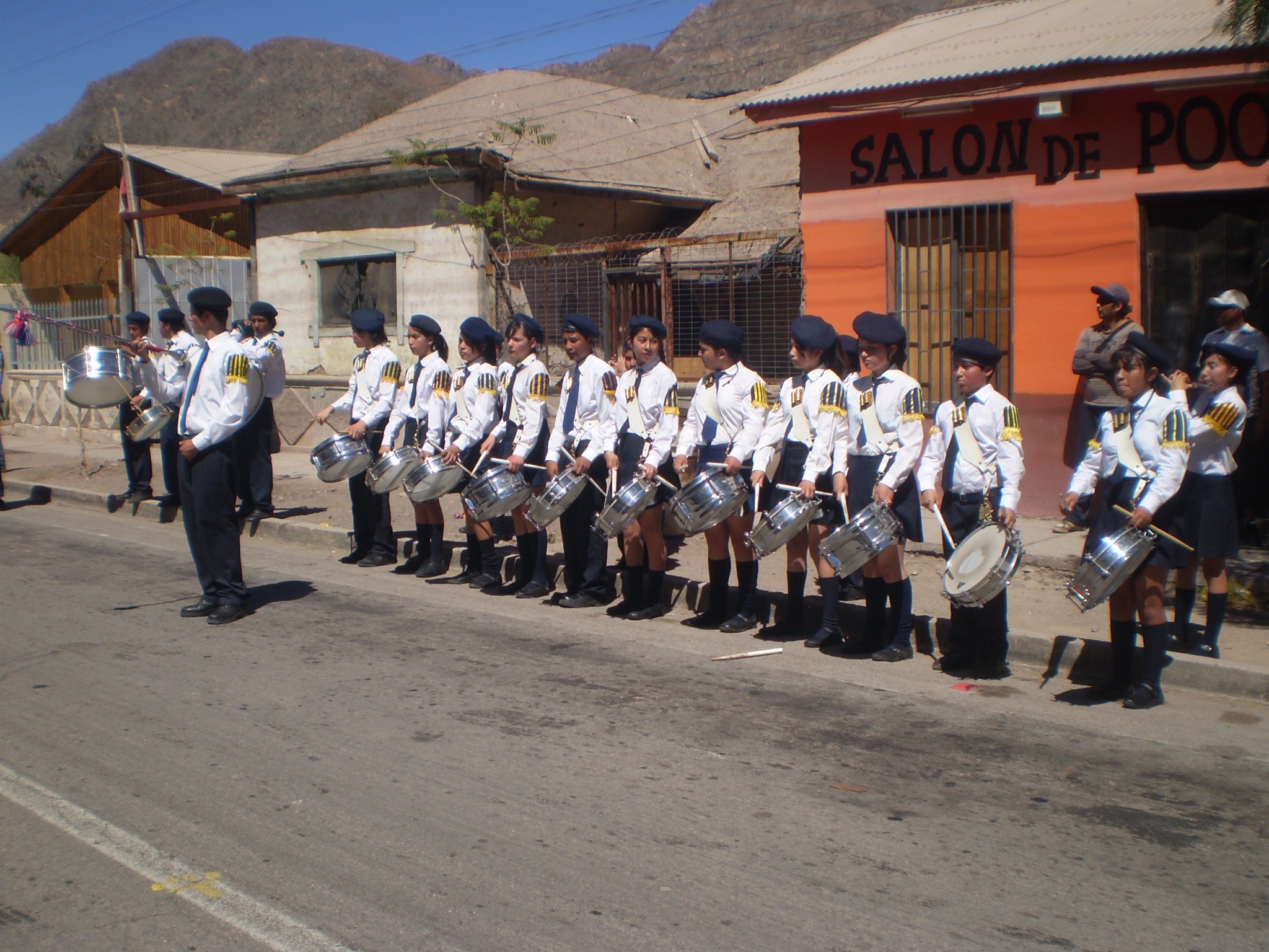 Banda Escolar en desfile del 18 de septiembre de 2012, tercer registro